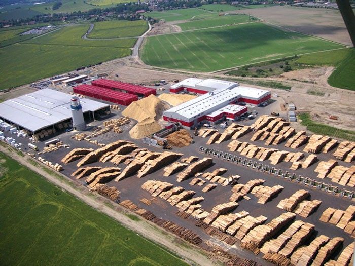 Klausner ahead of massive job cuts