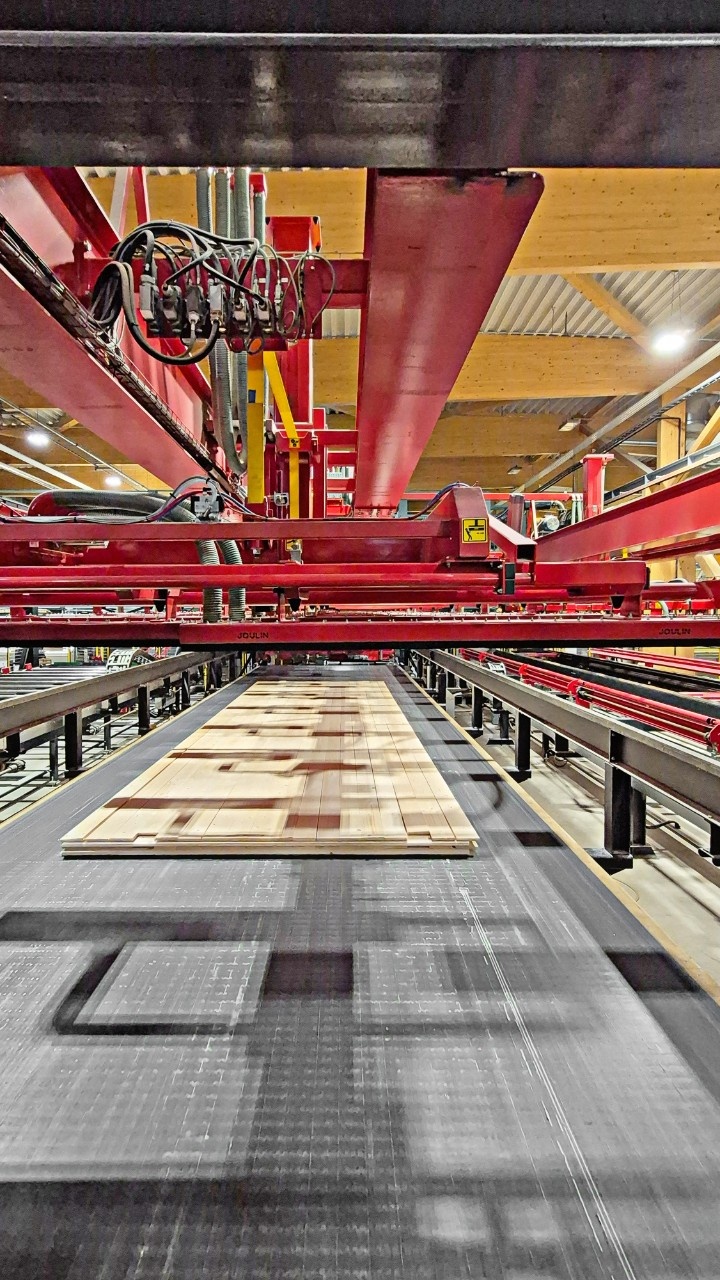 Flexible production line for Estonian CLT pioneer